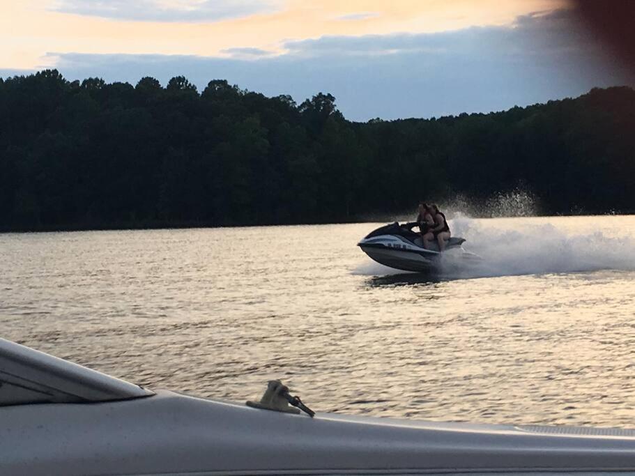 Eagle'S Nest Cottage - Lake Anna Waterfront Bumpass Экстерьер фото